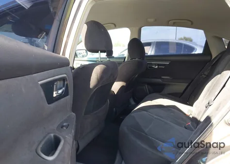 2013 Nissan Altima 2.5 S z USA, uszkodzony, nr VIN 1N4AL3AP6DC107332